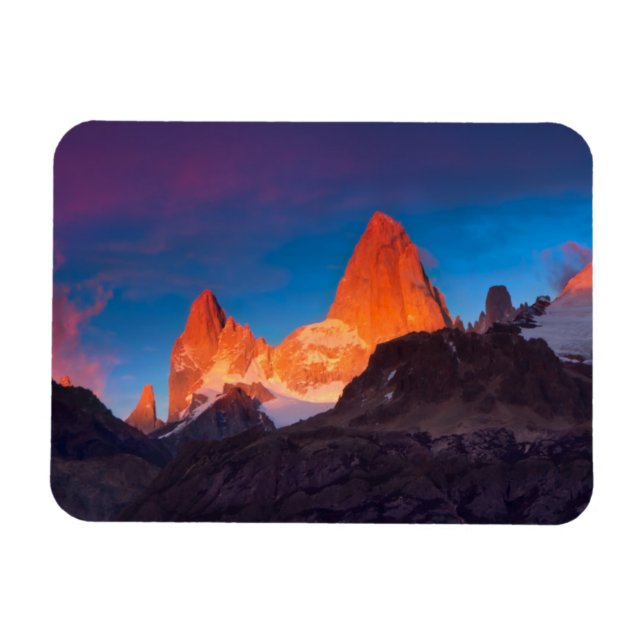 Fitz Roy bei Sonnenaufgang Magnet (Horizontal)