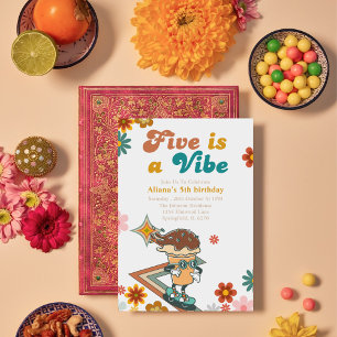 Five ist ein Vibe Groovy Skateboard 5. Geburtstag Einladung