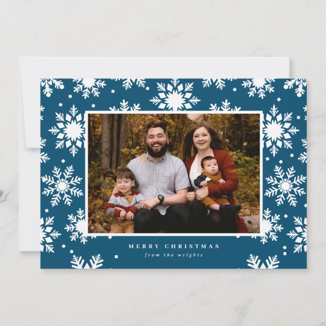 flache weiße Schneeflocken im Hintergrund Feiertagskarte (Vorderseite)