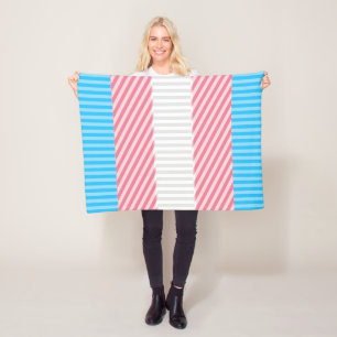 Flag "Funky Boho Stripe Abstrakt Transgender Pride Fleecedecke