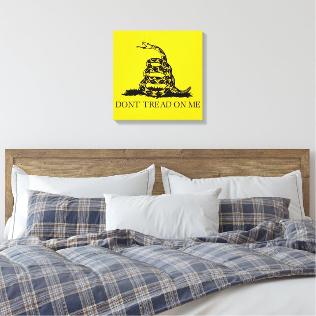 Flag Gadsden Rattlesnake: Revolutionärer Krieg 177 Leinwanddruck (Insitu (Schlafzimmer))