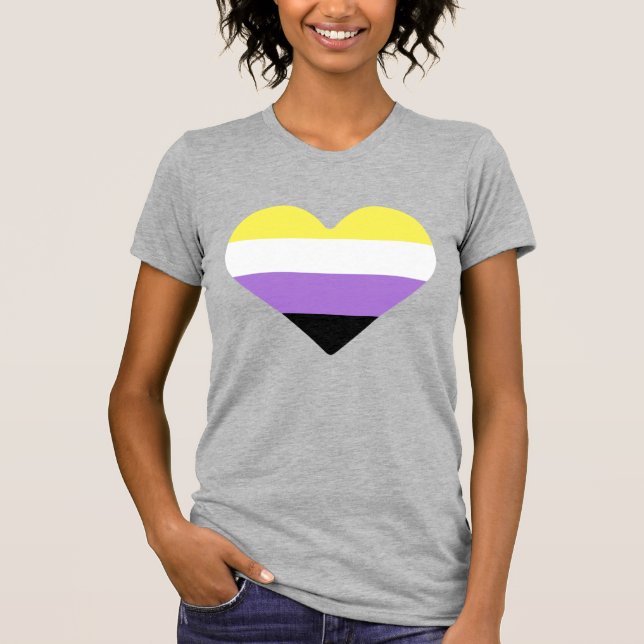 Flag-Herz für nichtbinäre Pride T-Shirt (Vorderseite)