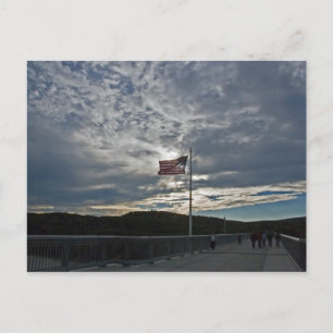 Flagge auf dem Walkway Postkarte