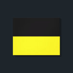 Flagge Baden-Württemberg (deutscher Staat) Leinwanddruck<br><div class="desc">In diesem Design steht die Landesflagge Baden-Württemberg, ein Staat im Südwesten Deutschlands, östlich des Rheins, der die Grenze zu Frankreich bildet. Baden-Württemberg ist eine parlamentarische Republik und teilweise souveräner, föderierter Staat, der 1952 durch eine Fusion der Staaten Württemberg-Baden, Südbaden und Württemberg-Hohenzollern gegründet wurde. Die größte Stadt in Baden-Württemberg ist die...</div>