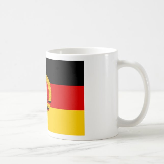 Flagge der DDR - Flagge der DDR (Ostdeutschland) Kaffeetasse (Rechts)