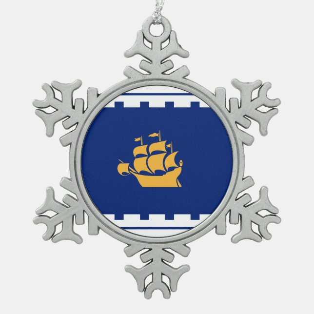 Flagge der Stadt Quebec Schneeflocken Zinn-Ornament (Vorderseite)