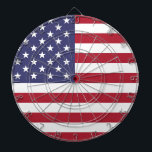 Flagge der Vereinigten Staaten Dartscheibe<br><div class="desc">Die Flagge der Vereinigten Staaten besteht aus abwechselnden roten und weißen Streifen,  die 50 Sterne der Flagge repräsentieren die 50 Staaten der Union.</div>