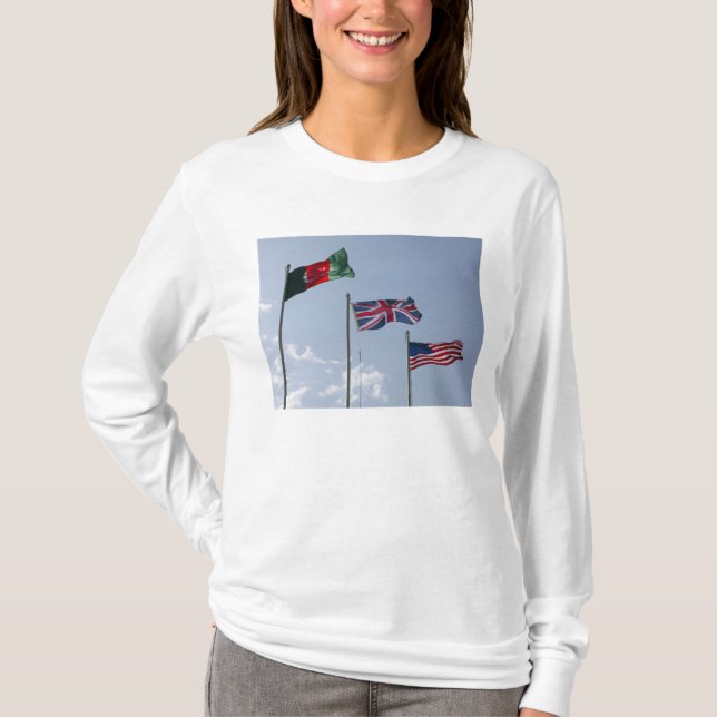 Flagge des Vereinigten Königreichs zwischen afghan T-Shirt (Vorderseite)