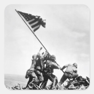 Flagge, die auf Iwo Jima_War Bild anhebt Quadratischer Aufkleber