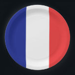 Flagge Frankreichs Tricolore Pappteller<br><div class="desc">Die Flagge von Frankreich oder Drapeau de la France ist eine Trikolorenflagge mit drei vertikalen Bändern blau, weiß und rot. Es ist bekannt als die französische Tricolor oder einfach die Tricolor oder Tricolor. Zu Beginn der Französischen Revolution trug die Pariser Miliz, die eine prominente Rolle beim Sturm der Bastille spielte,...</div>