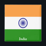 Flagge Indiens Magnet<br><div class="desc">Die Nationalflagge Indiens ist eine rechteckige, waagerechte Dreifarbe aus tiefem Safran, weiß und indiengrün; mit dem Ashok Chakra, einem 24-Stunden-Rad, in marineblau in der Mitte.[1] Es wurde in seiner jetzigen Form während einer Sitzung der verfassungsgebenden Versammlung adoptiert, die am 22. Juli 1947 stattfand, als es zur offiziellen Flagge des indischen...</div>