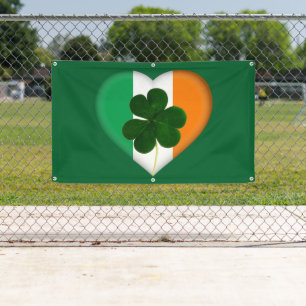 Flagge Irlands Herz mit Kleeblatt St. Patrick Banner
