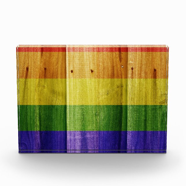Flagge mit hölzernem Regenbogen Fotoblock (Vorderseite)