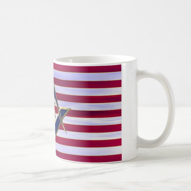 Flagge mit Quadrat und Kompasssen Tasse (Rechts)