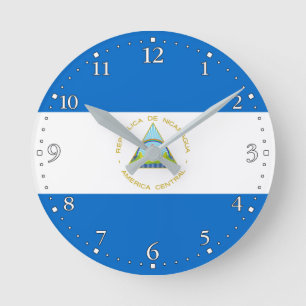 Flagge Nicaraguas Runde Wanduhr