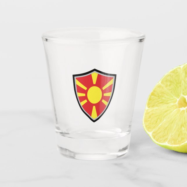 Flagge Nordmakedonien Schnapsglas (Vorderseite)