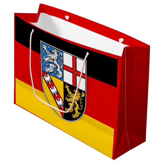 Flagge Saarlans große Geschenktasche Geschenktüte (Vorderseite Schrägansicht)