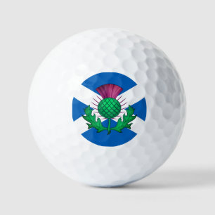 Flagge Schottlands mit Thistle überlagert Golfball