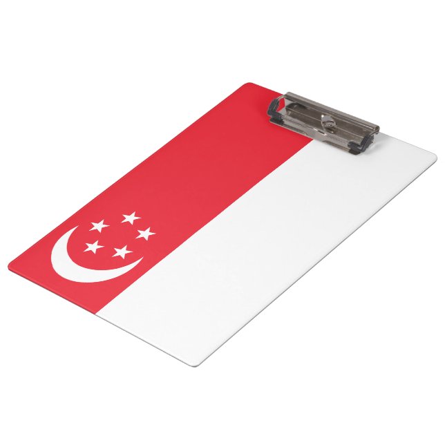 Flagge Singapurs Klemmbrett (Schrägansicht)