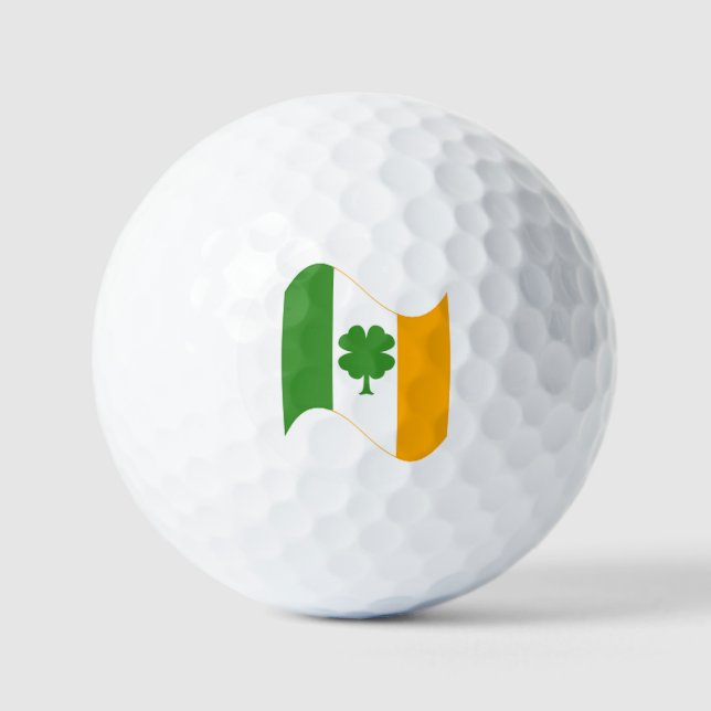 Flagge und Kleeblatt Golfball (Vorderseite)