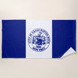 Flagge von Großzügen (Stadt Michigan) Strandtuch