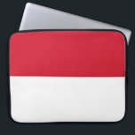 Flagge von Monaco Laptopschutzhülle<br><div class="desc">Dieses Design zeigt die Nationalflagge von Monaco (offiziell das Fürstentum von Monaco), einem souveränen Stadt-Staat, Land und Mikrostaat an der französischen Riviera in Western Europa. Es grenzt im Norden an Frankreich, im Osten und Westen und im Süden an das Mittelmeer. Das Fürstentum ist weithin als einer der teuersten und reichsten...</div>