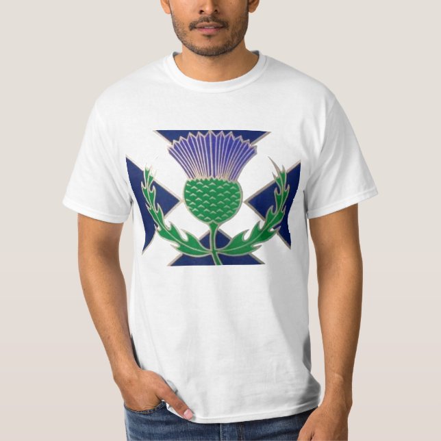 Flagge von Schottland und von Distel T-Shirt (Vorderseite)