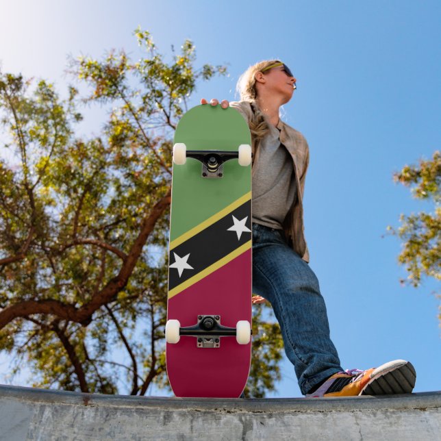 Flagge von St. Kitts und Nevis Skateboard (Außenbereich 1)