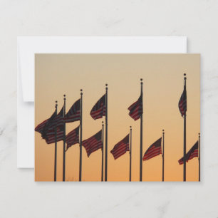 Flaggen bei Sonnenuntergang Amerikanisch Patriotis