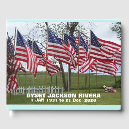 Flaggen und Grenzübergänge zu militärischen Gedenk Gästebuch