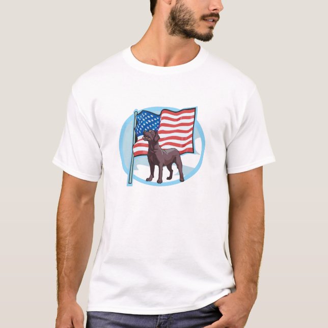 Flaggenschokoladen-Labrador T-Shirt (Vorderseite)