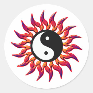 Flaming Yin Yang Sun Runder Aufkleber