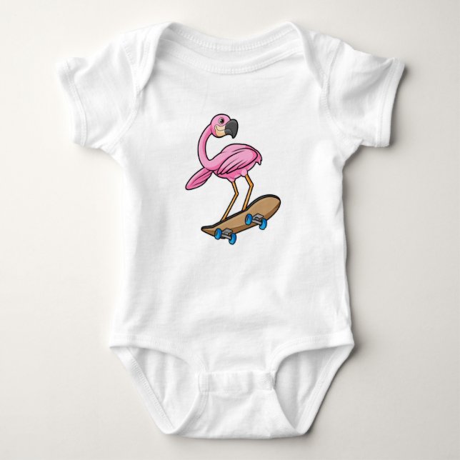 Flamingo als Skater mit Skateboard Baby Strampler (Vorderseite)