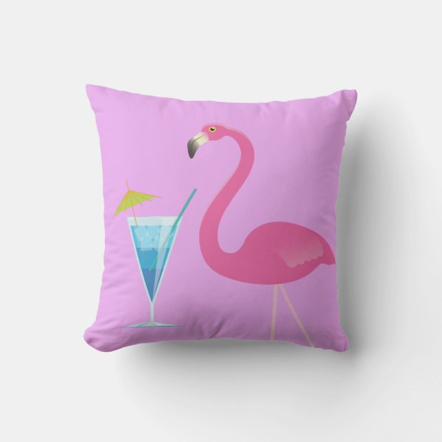 Flamingo & Cocktail auf Lila Kissen im Freien (Vorderseite)