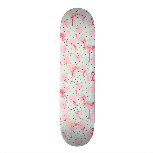 Flamingo-Federn auf Tupfen Skateboard