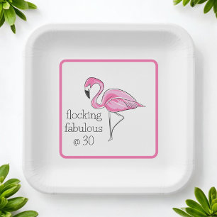 Flamingo Flocking Fabulous am 30-Grenze-Party Pappteller