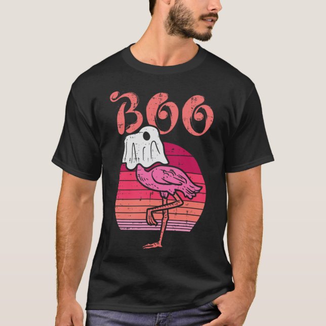 Flamingo Ghost Boo Pink Sunset Retro Halloween Bir T-Shirt (Vorderseite)