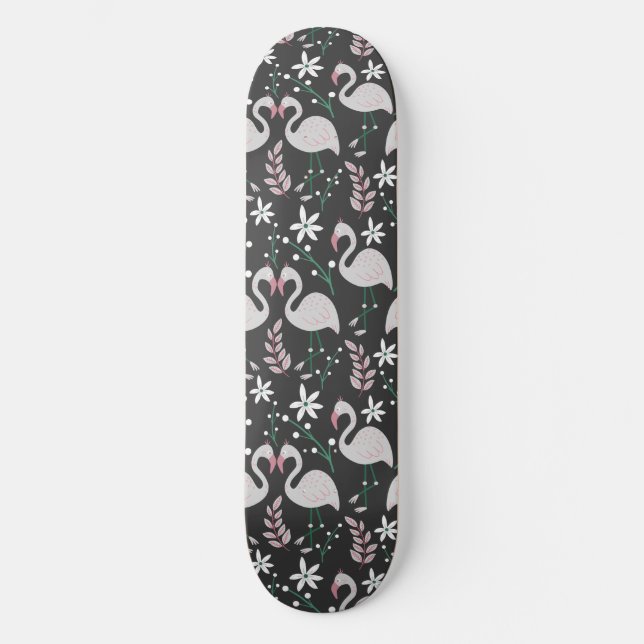 Flamingo nahtloses Muster weiß auf dunklem Hinterg Skateboard (Vorderseite)
