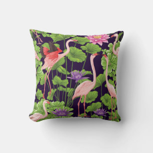 Flamingo, tropische Pflanze, schwarzer Hintergrund Kissen