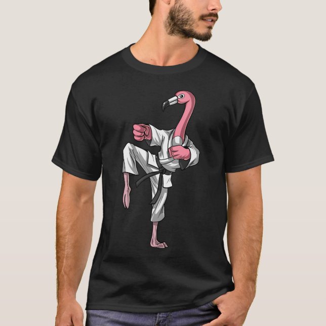Flamingo Vogel Karate T-Shirt (Vorderseite)