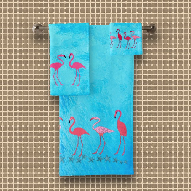 Flamingos Blue Water Badhandtuch Set (Von Creator hochgeladen)