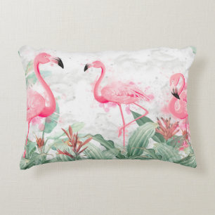 Flamingos in tropischen Pflanzen auf einem texturi Dekokissen