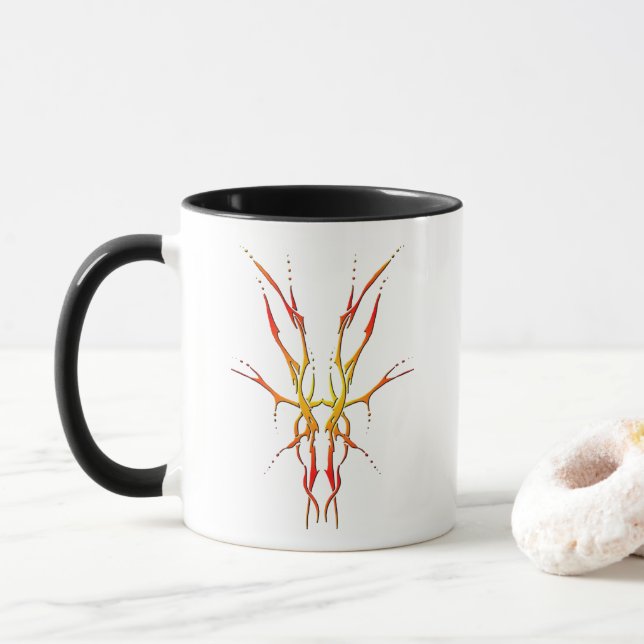 Flammen-Stammeshirnschädel-Jagd-Design Tasse (Mit Donut)