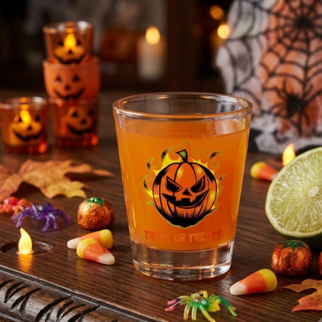 Flammender Jack-O'-Lantern Süßes oder Saures? –Hal Schnapsglas (Von Creator hochgeladen)