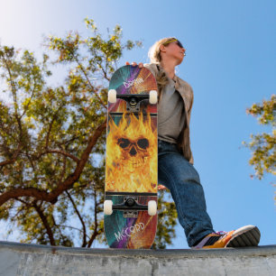 Flammenschädel Skateboard