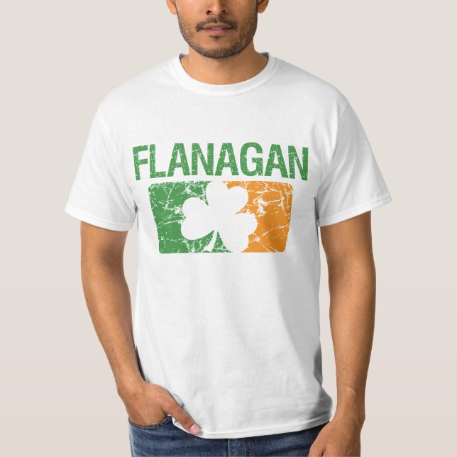 Flanagan Familienname-Klee T-Shirt (Vorderseite)