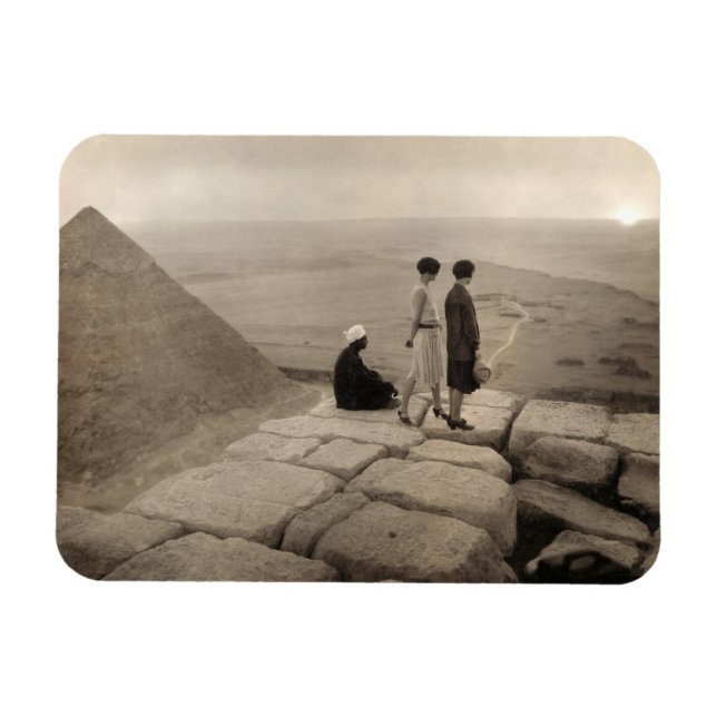 Flapper Girls Sunrise Khufu Pyramid, Ägypten 1920 Magnet (Horizontal)