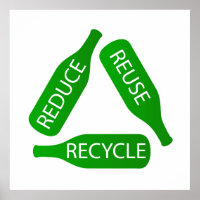 Flaschen, die das gerecycelt Symbol bilden