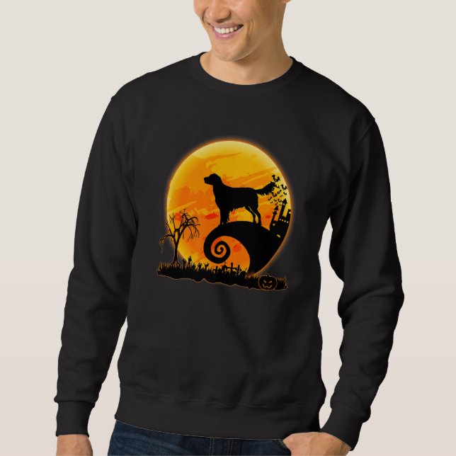 Flat Coated Retriever Dog And Moon  Dog Halloween Sweatshirt (Vorderseite)