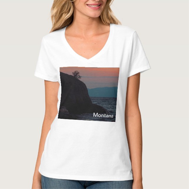 Flathead Lake Sunset im Shirt von Montana Ladie (Vorderseite)
